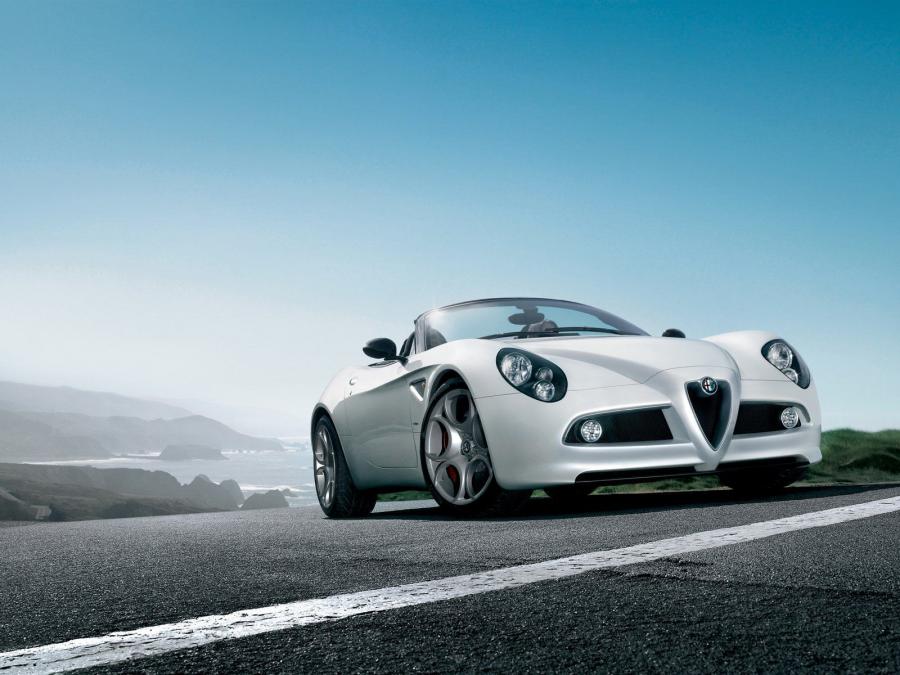  Alfa Romeo 8C Competizione Spider 2008 года  (фото 8 из 12)